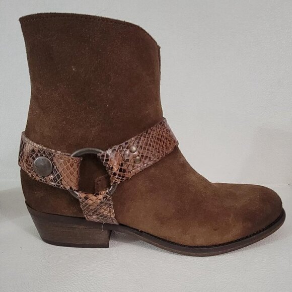 ARTISAN BY ZIGI “Layza” Booties in Brown Suede Snakeskin - Picture 5 of 9